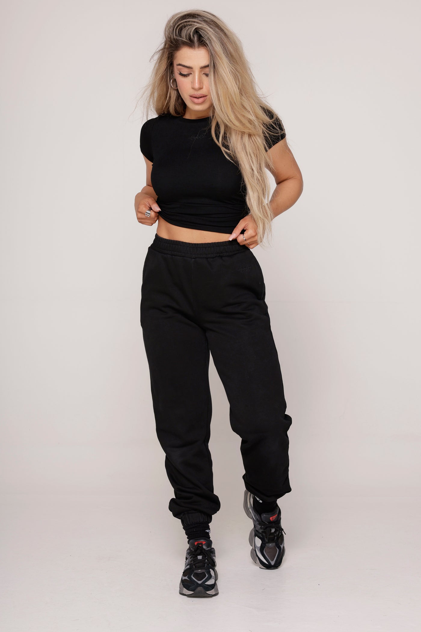 COMFORT SWEAT PANTS - BLACK