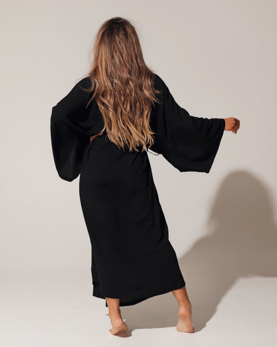 SOLID ROBE - BLACK