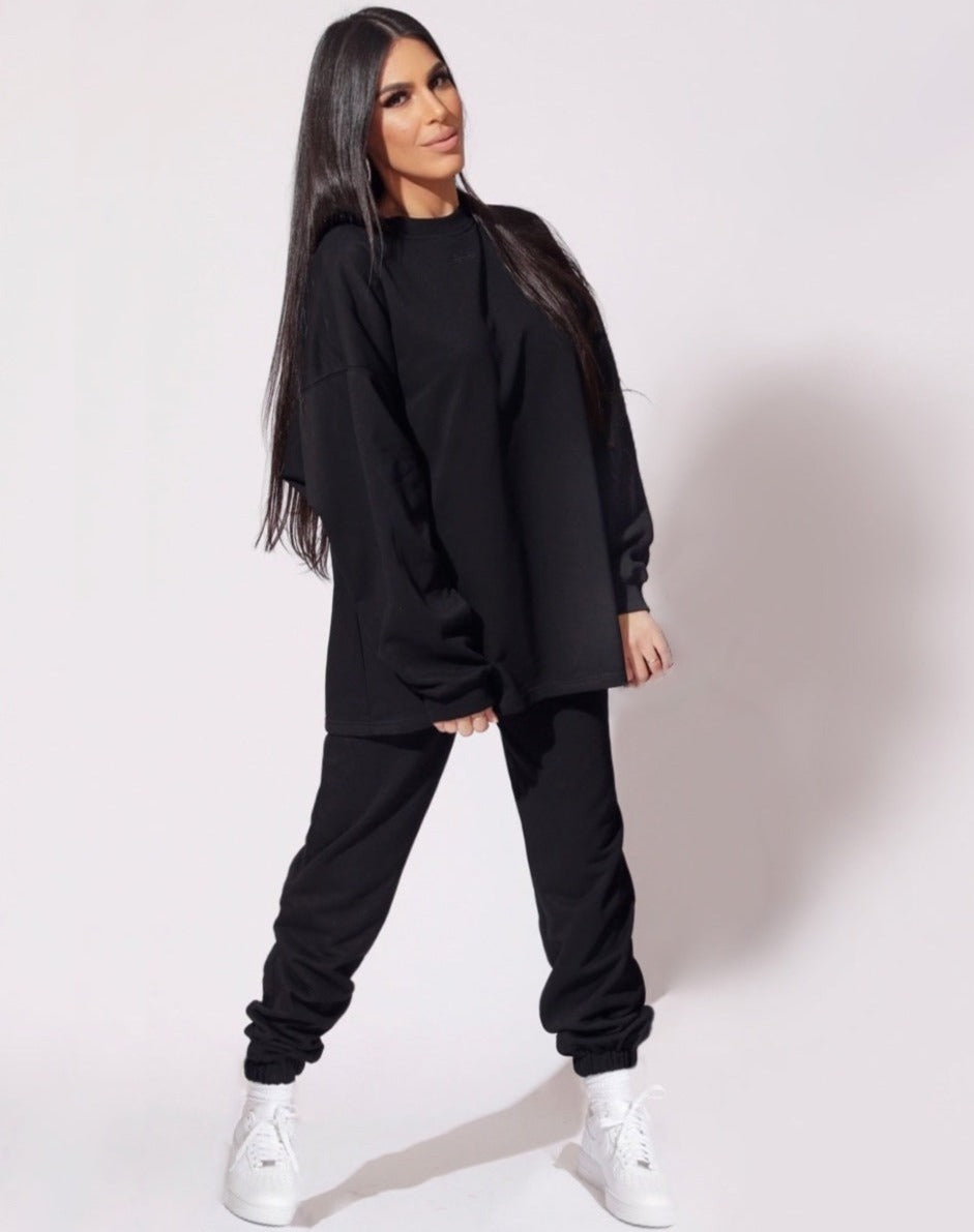 COMFORT OVERSIZED SWEATER - BLACK